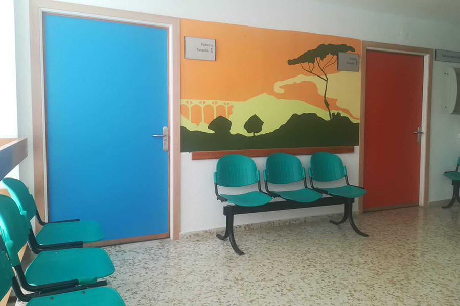 El Hospital de Riotinto refuerza la comodidad de los menores que requieren ingreso con la renovación de la planta de Pediatría