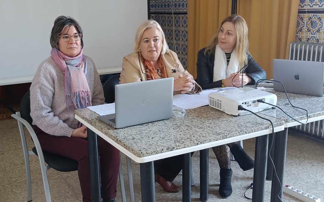 El Área Sanitaria Norte de Huelva conciencia sobre la prevención y detección precoz del cáncer en unas jornadas informativas