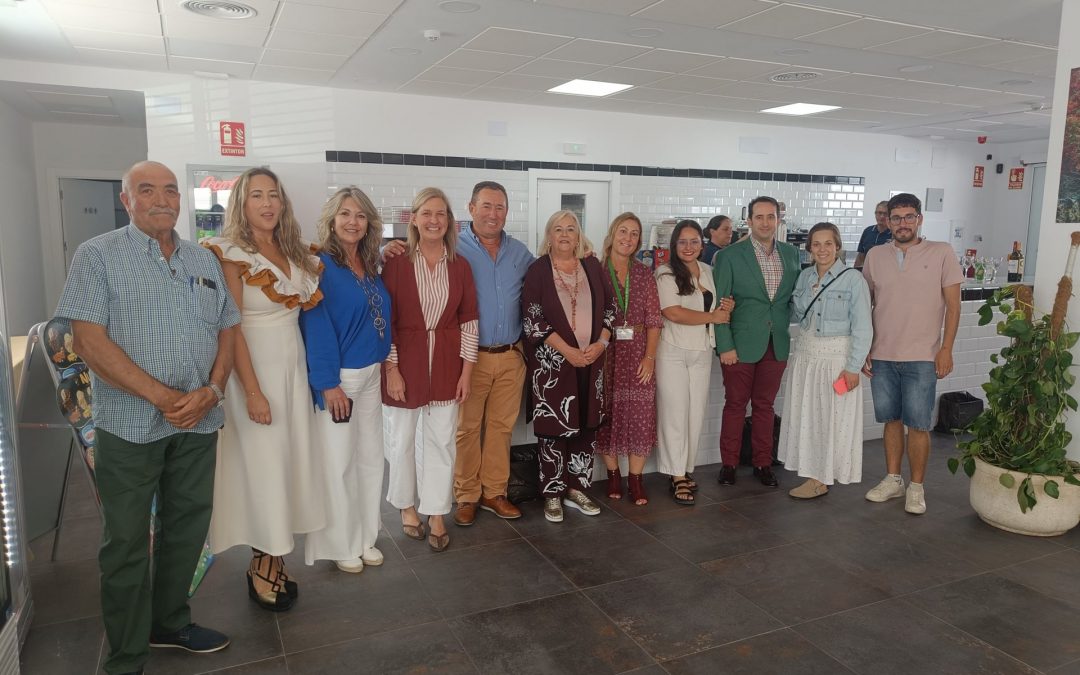 El Hospital de Riotinto inaugura su nueva cafetería en un edificio construido junto al centro